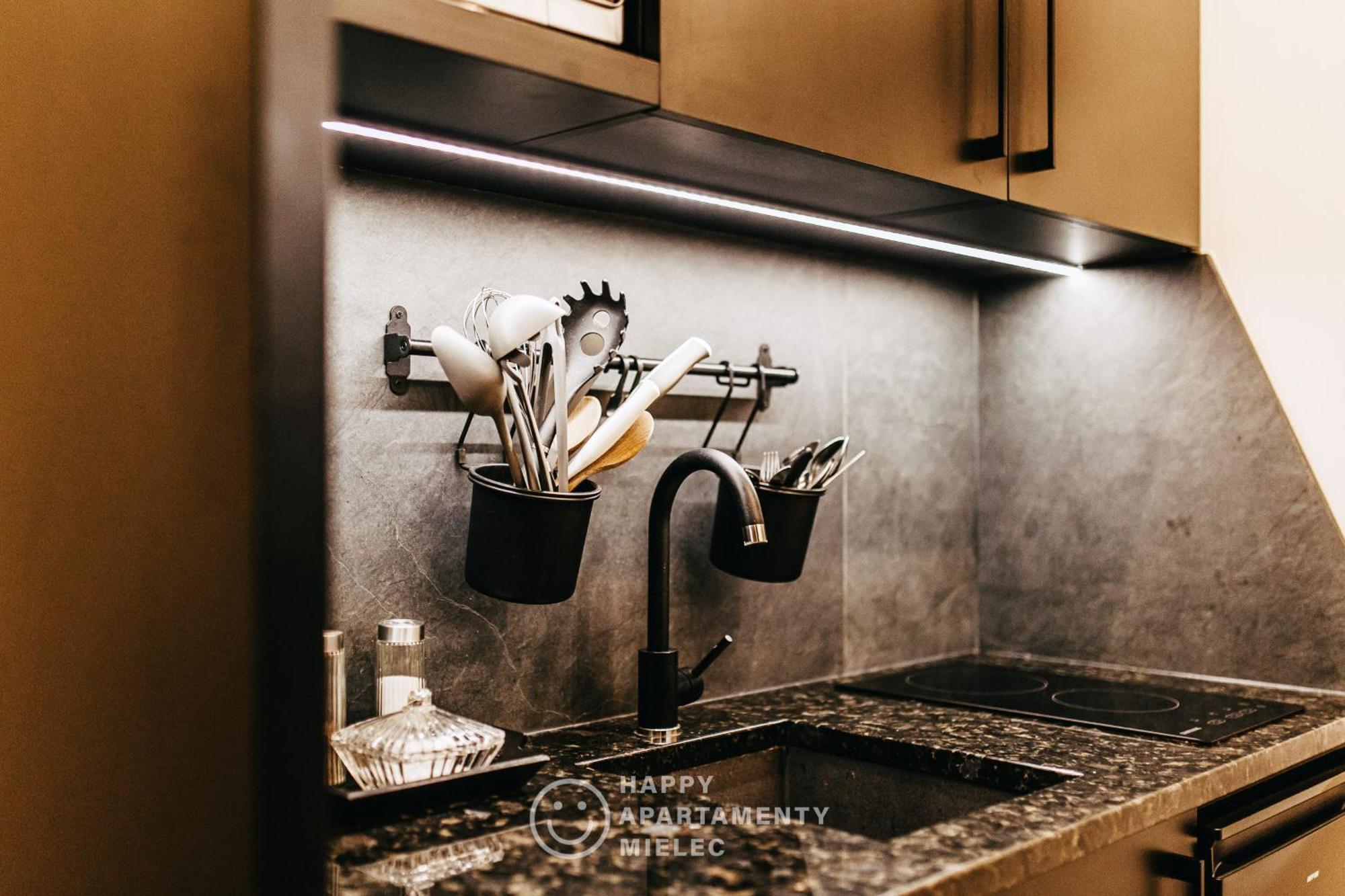 Happy Nest - Apartamentyhappy Pl Mielec Luaran gambar