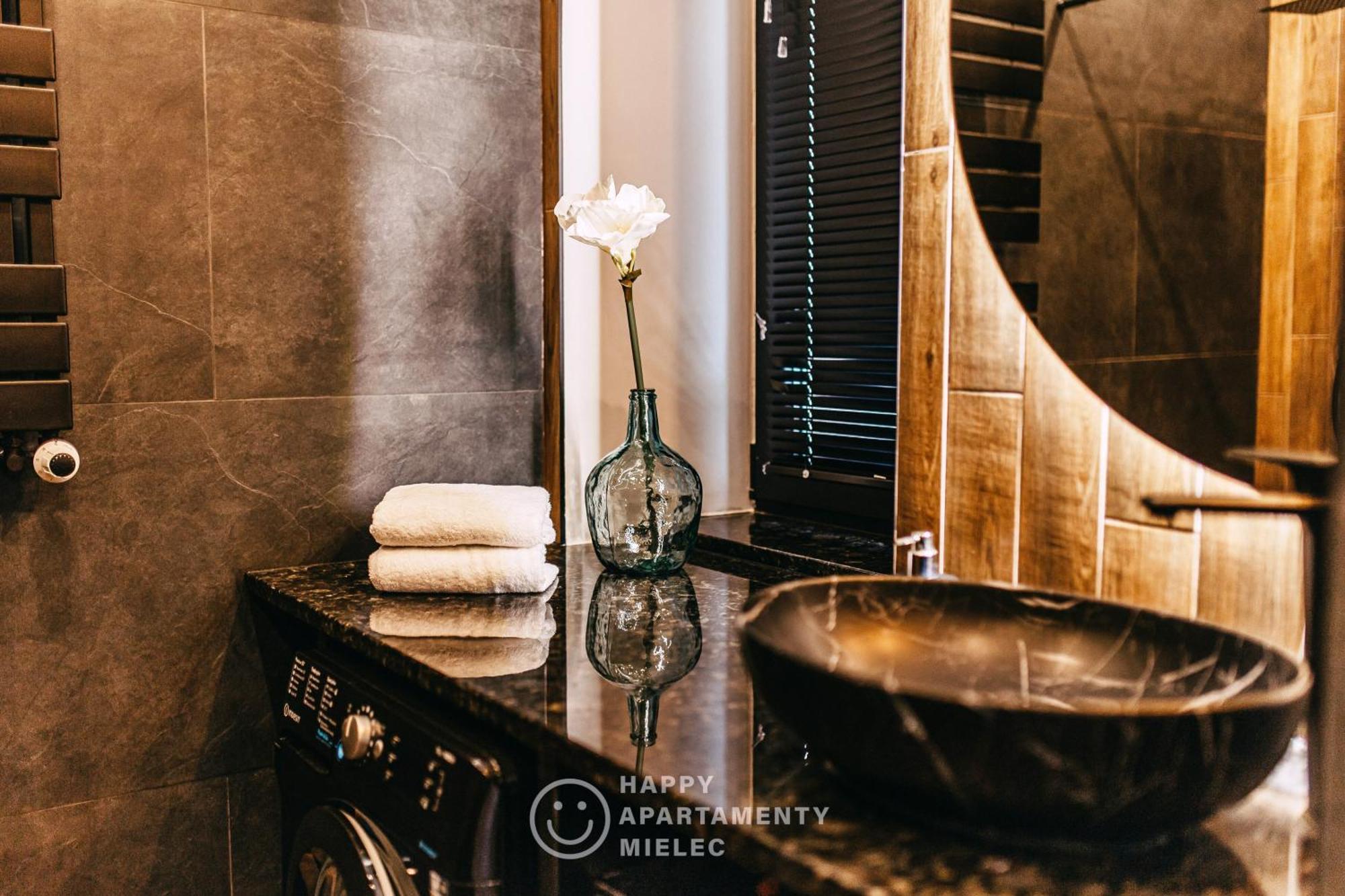 Happy Nest - Apartamentyhappy Pl Mielec Luaran gambar